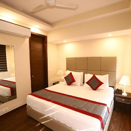 Hotel Azulo Inn Bhikaji Cama Place Delhi - Couple Friendly Local Ids Accepted New Delhi Buitenkant foto