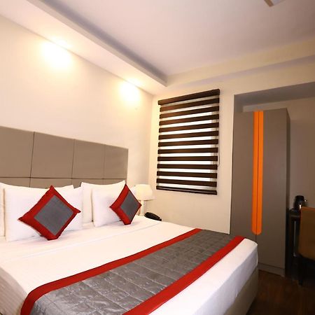 Hotel Azulo Inn Bhikaji Cama Place Delhi - Couple Friendly Local Ids Accepted New Delhi Buitenkant foto